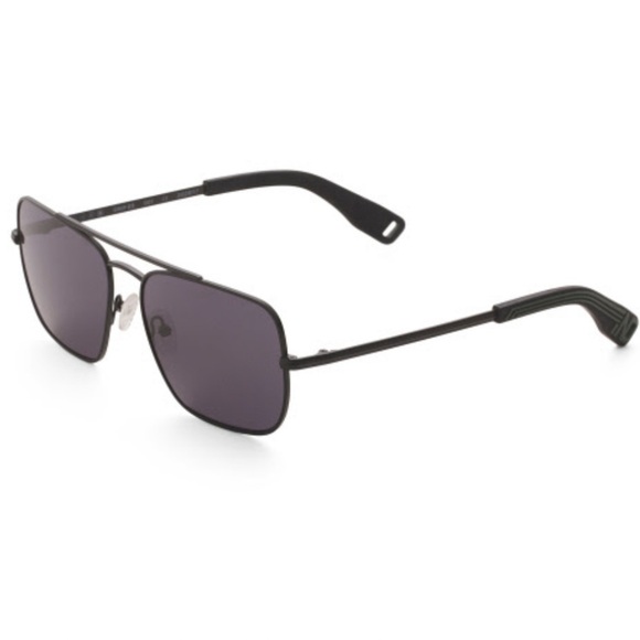 INDESCRATCHABLE Black Grip Sunglasses Unisex - Picture 2 of 10